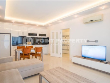 Классическая двухкомнатная квартира в 200 метрах от пляжа Клеопатры, центр Аланьи-id-4807-фото-2