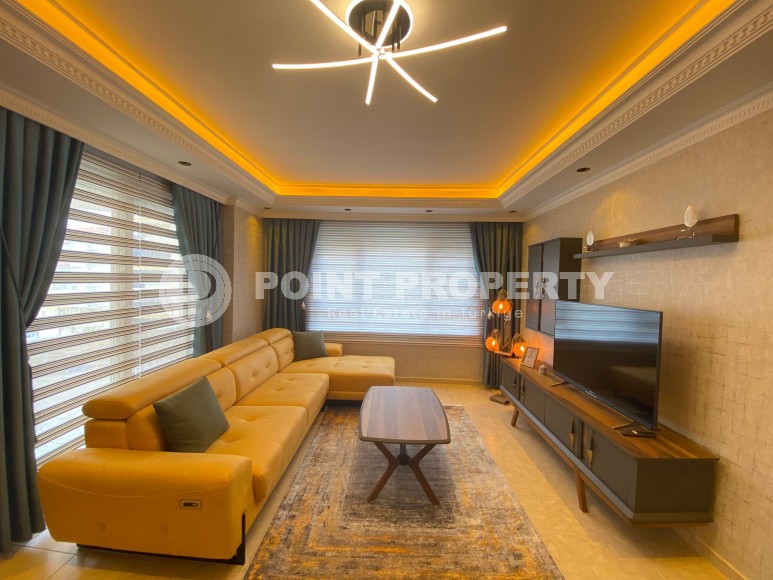 Two bedroom apartment for rent in a complex with a swimming pool, in the center of Mahmutlar, Alanya-id-4814-photo-1