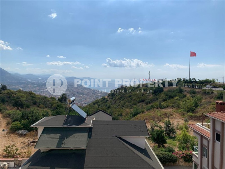 Furnished private villa 6+1, 290m² in the mountainous area of the center of Alanya Buykhasbahce.-id-1395-photo-2