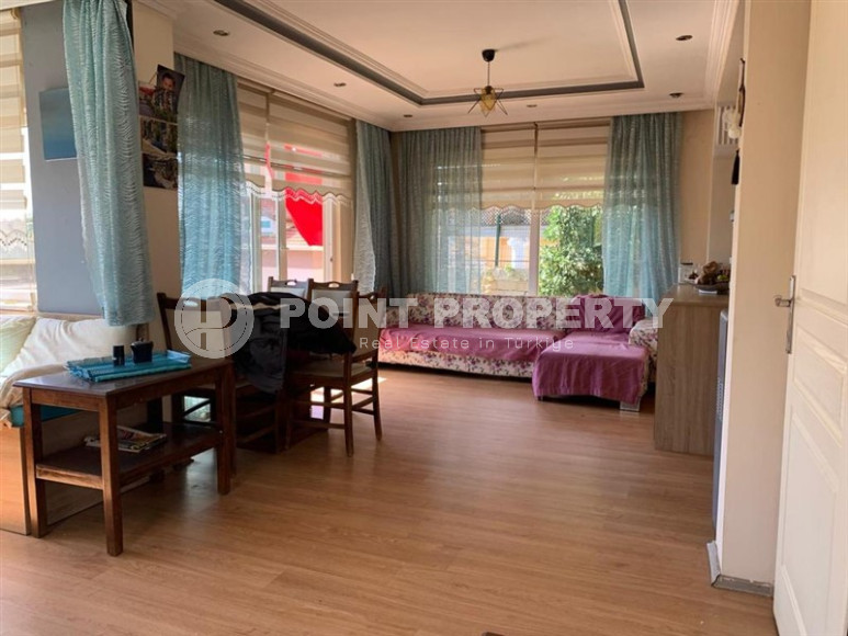 Furnished private villa 6+1, 290m² in the mountainous area of the center of Alanya Buykhasbahce.-id-1395-photo-8