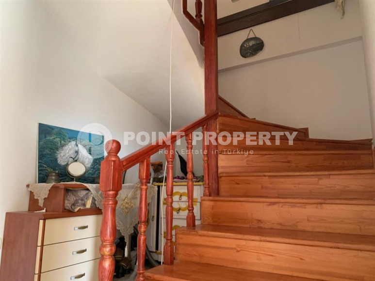 Furnished private villa 6+1, 290m² in the mountainous area of the center of Alanya Buykhasbahce.-id-1395-photo-11