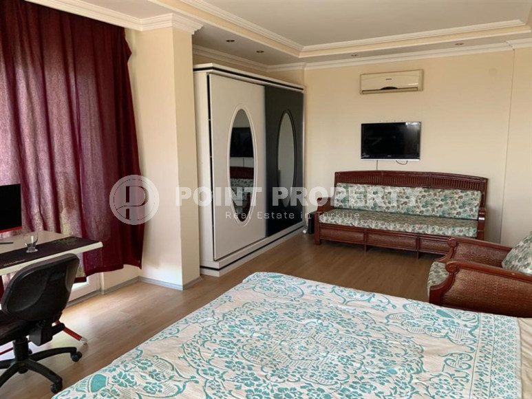 Furnished private villa 6+1, 290m² in the mountainous area of the center of Alanya Buykhasbahce.-id-1395-photo-17
