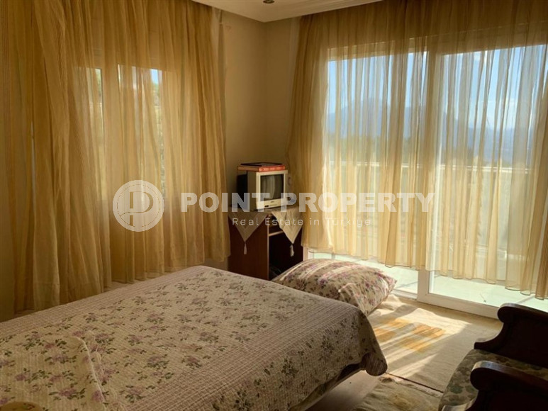 Furnished private villa 6+1, 290m² in the mountainous area of the center of Alanya Buykhasbahce.-id-1395-photo-18