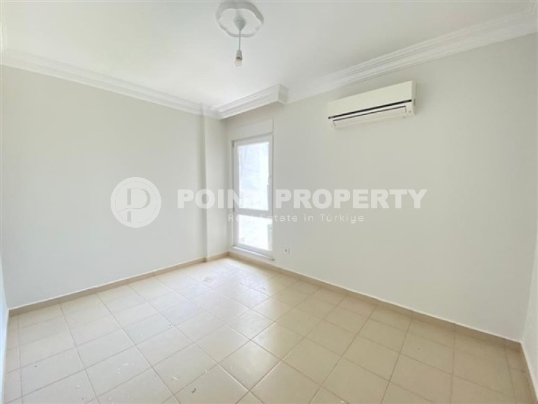 Большая по площади 115 м2 квартира с двумя спальнями, район Оба-id-4840-фото-7