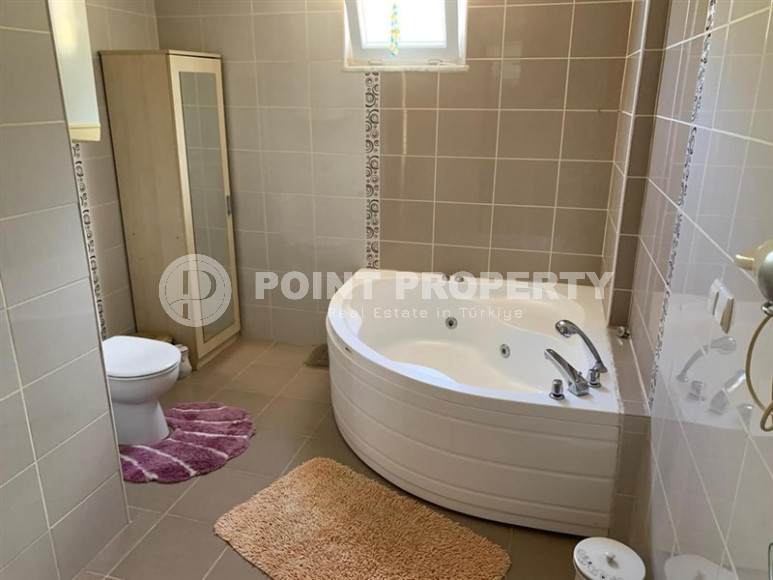 Furnished private villa 6+1, 290m² in the mountainous area of the center of Alanya Buykhasbahce.-id-1395-photo-21