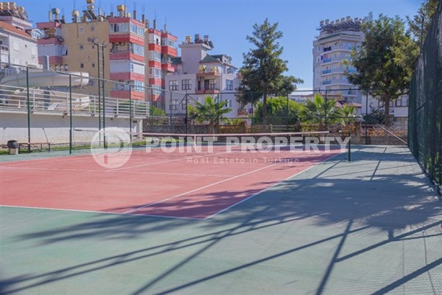 Bright spacious apartment with modern design and pleasant interior 850 meters from the beach and promenade-id-4841-photo-13