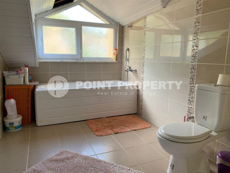 Furnished private villa 6+1, 290m² in the mountainous area of the center of Alanya Buykhasbahce.-id-1395-photo-23