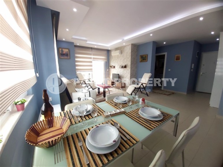 Budget apartment 1+1 400 meters from the beach in the center of Mahmutlar-id-4843-photo-3