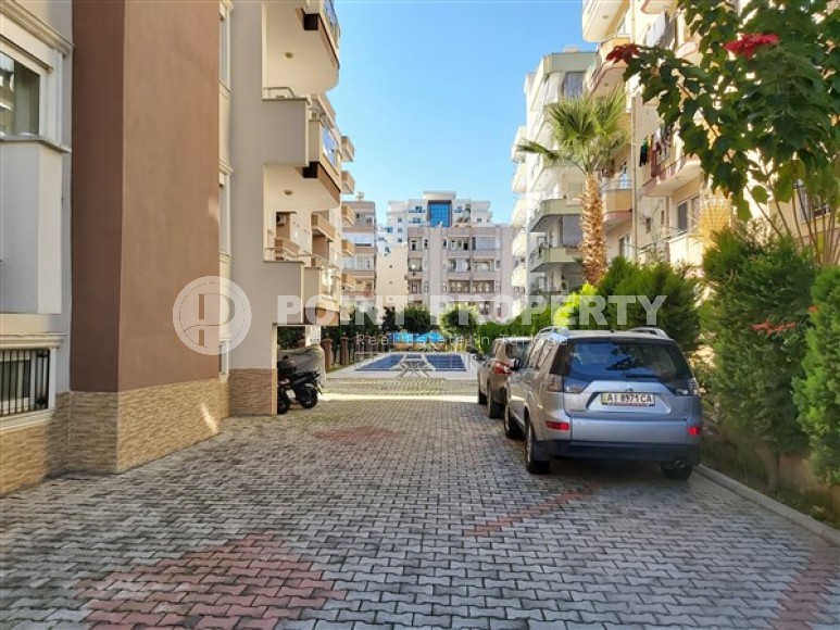 Budget apartment 1+1 400 meters from the beach in the center of Mahmutlar-id-4843-photo-14