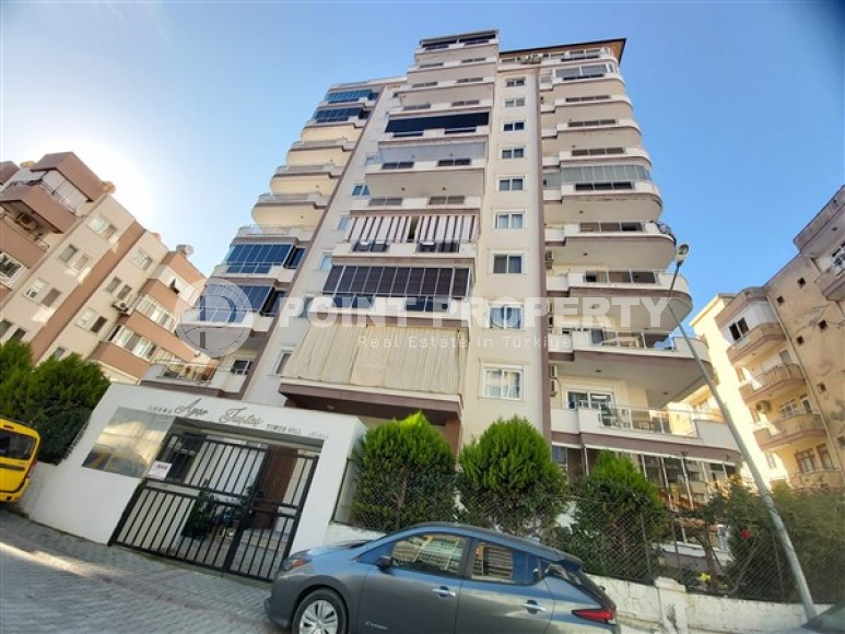 Budget apartment 1+1 400 meters from the beach in the center of Mahmutlar-id-4843-photo-15