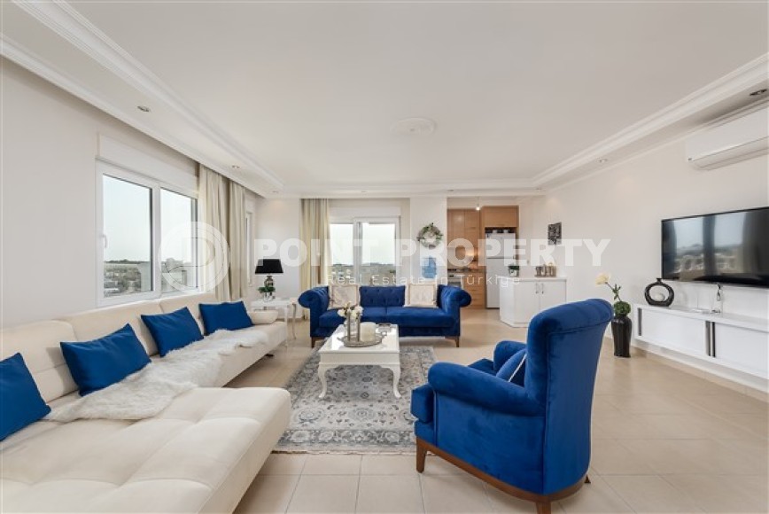 Comfortable 3+1 duplex two and a half kilometers from the sea in the picturesque area of Alanya - Turkler-id-4845-photo-2