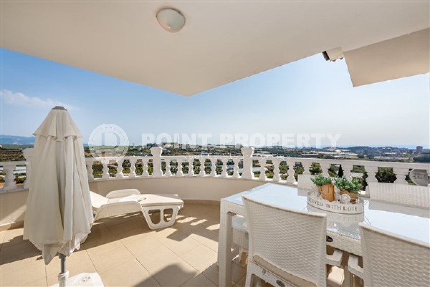 Comfortable 3+1 duplex two and a half kilometers from the sea in the picturesque area of Alanya - Turkler-id-4845-photo-10