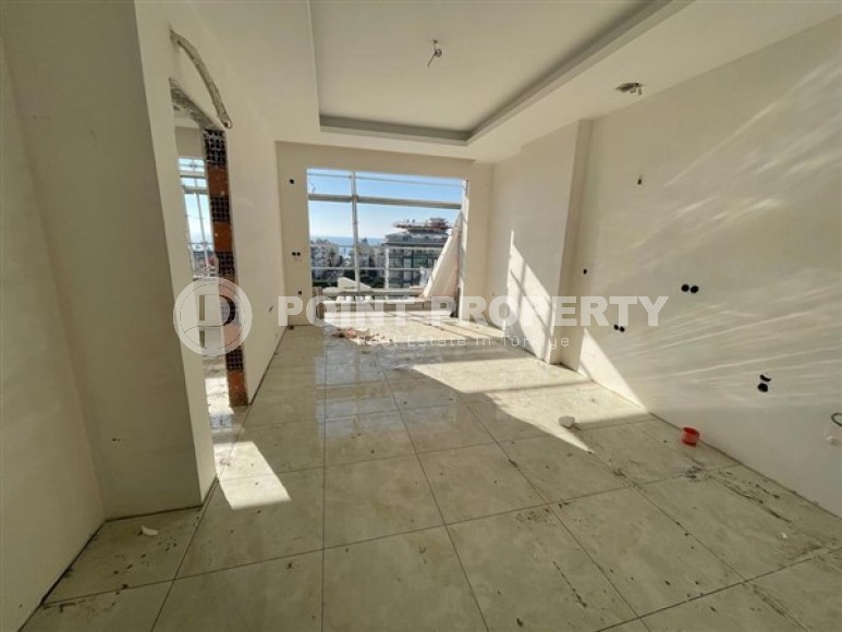 Apartments in a residence at the final stage of construction 450 meters from the sea in the center of Mahmutlar-id-4847-photo-2