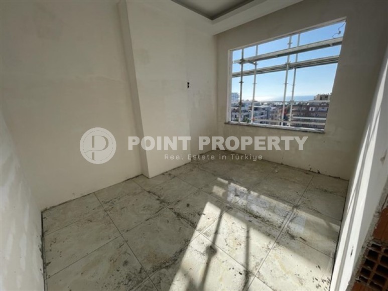 Apartments in a residence at the final stage of construction 450 meters from the sea in the center of Mahmutlar-id-4847-photo-5