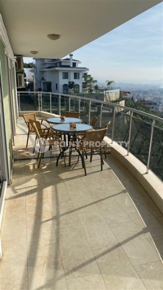 Большая двухуровневая квартира на 3-м этаже с мансардой, с роскошными панорамными видами на море и крепость Аланьи-id-4848-фото-5