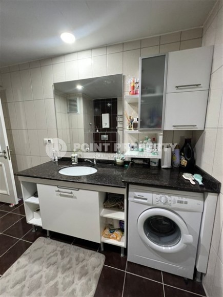 Ухоженная двухкомнатная квартира 75 м2 в 900 метрах от моря, район Оба-id-4857-фото-7