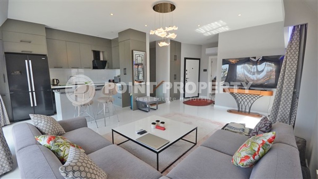 Duplex apartment with a view terrace, 2+1 layout, in the central area of Alanya - Guller Pinari, next to Keykubat beach-id-4859-photo-1