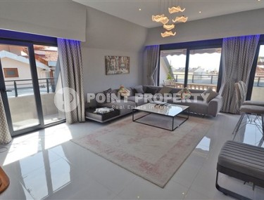 Двухуровневые апартаменты с видовой террасой, планировкой 2+1, в центральном районе города Аланьи- Гюллер Пынары, рядом с пляжем Кейкубат-id-4859-фото-2