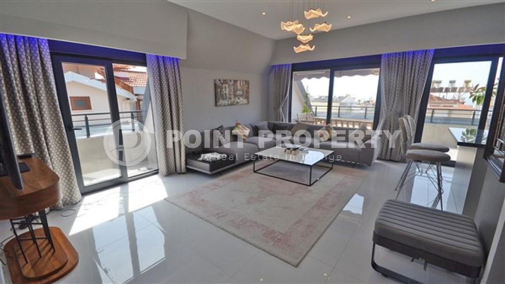 Двухуровневые апартаменты с видовой террасой, планировкой 2+1, в центральном районе города Аланьи- Гюллер Пынары, рядом с пляжем Кейкубат-id-4859-фото-2