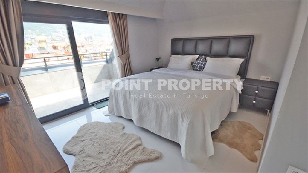 Двухуровневые апартаменты с видовой террасой, планировкой 2+1, в центральном районе города Аланьи- Гюллер Пынары, рядом с пляжем Кейкубат-id-4859-фото-5