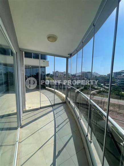 Furnished apartment 2+1, 110m² with sea and mountain views in an elite complex in Cikcilli.-id-1396-photo-20