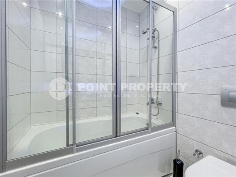 Bright, atmospheric apartment 2+1 200 meters from the sea in the center of Mahmutlar-id-4862-photo-11