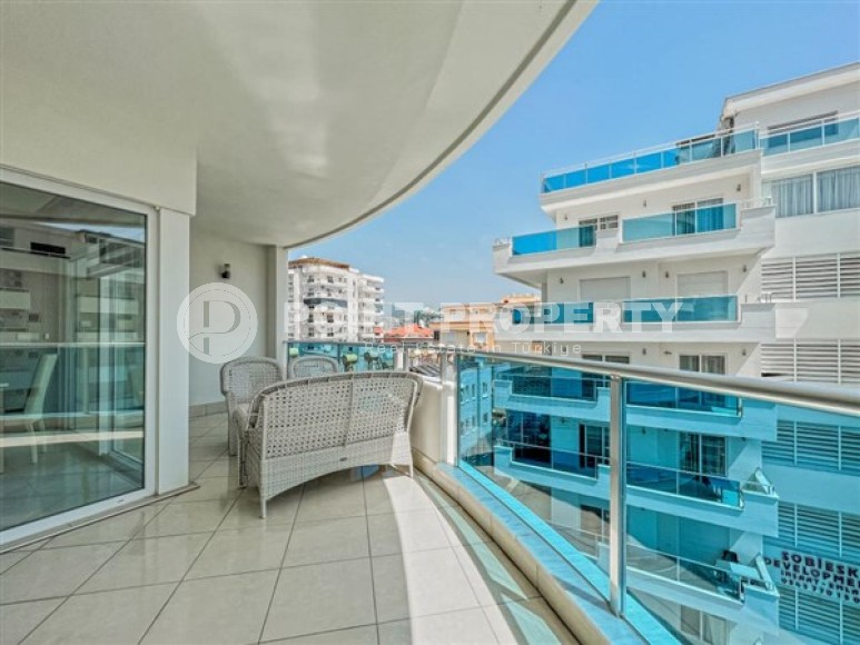 Bright, atmospheric apartment 2+1 200 meters from the sea in the center of Mahmutlar-id-4862-photo-15