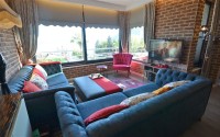 Spacious furnished 3+1 apartment on the very beach in the center of Alanya-id-4863-photo-2