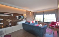 Spacious furnished 3+1 apartment on the very beach in the center of Alanya-id-4863-photo-3