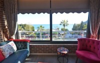 Spacious furnished 3+1 apartment on the very beach in the center of Alanya-id-4863-photo-4