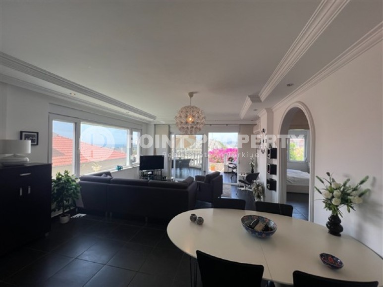 Comfortable apartment 2+1 on the 1st floor with its own flowering garden Description:-id-4867-photo-2