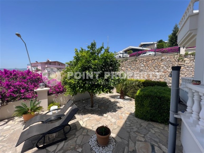 Comfortable apartment 2+1 on the 1st floor with its own flowering garden Description:-id-4867-photo-11