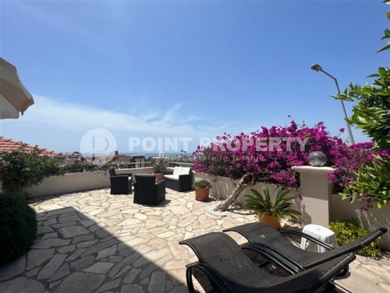 Comfortable apartment 2+1 on the 1st floor with its own flowering garden Description:-id-4867-photo-14