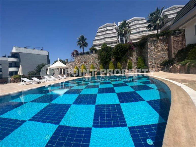 Панорамная двухуровневая квартира 4+1 на 2-м этаже с мансардой с 350 метрах от моря-id-4868-фото-17