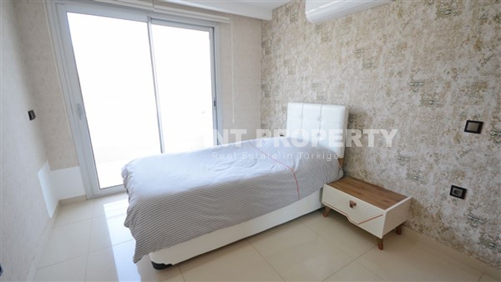 Двухуровневые апартаменты с тремя спальнями и видовой террасой, в элитном жилом комплексе, района города Аланья- Кестель-id-4869-фото-7