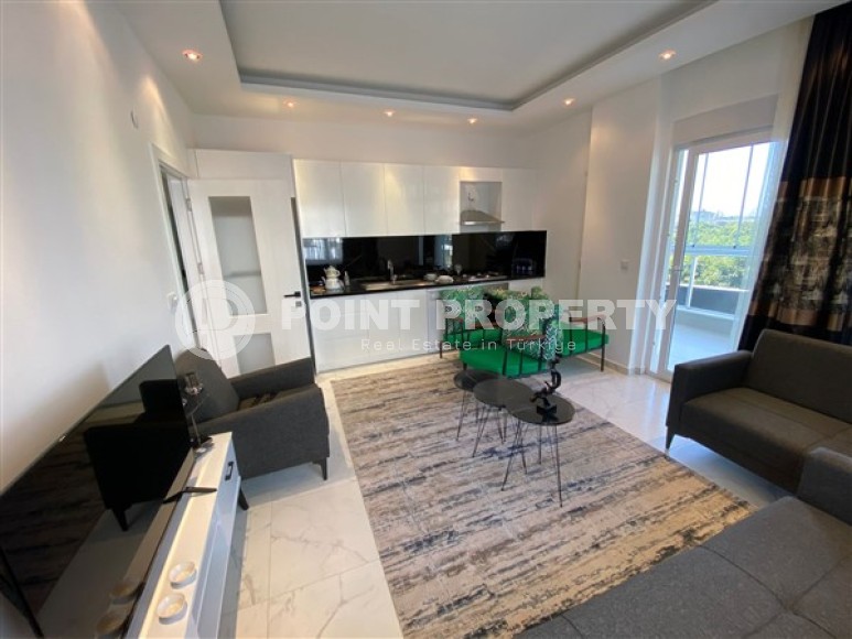 Комфортная для проживания квартира 100 м2 с двумя балконами и мебелью, район Оба-id-4871-фото-2