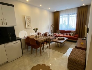 Красивые двухкомнатные апартаменты на 1 этаже комплекса 2020 года постройки, центр Аланьи-id-4872-фото-2