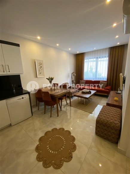 Красивые двухкомнатные апартаменты на 1 этаже комплекса 2020 года постройки, центр Аланьи-id-4872-фото-2