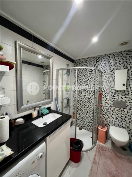 Компактная недорогая студия 30 м2 с балконом в районе Оба. 300 метров до Средиземного моря.-id-4875-фото-7