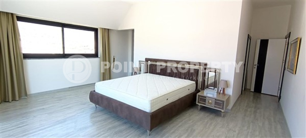 Panoramic two-level apartment 4+1 on the 12th floor with an attic 500 meters from the sea-id-4881-photo-5