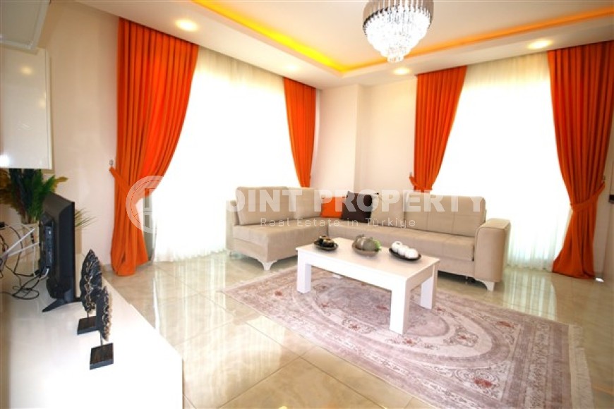 Светлые просторные апартаменты с панорамным видом на море на 11-м этаже в жилом комплексе с богатой внутренней инфраструктурой-id-4883-фото-2