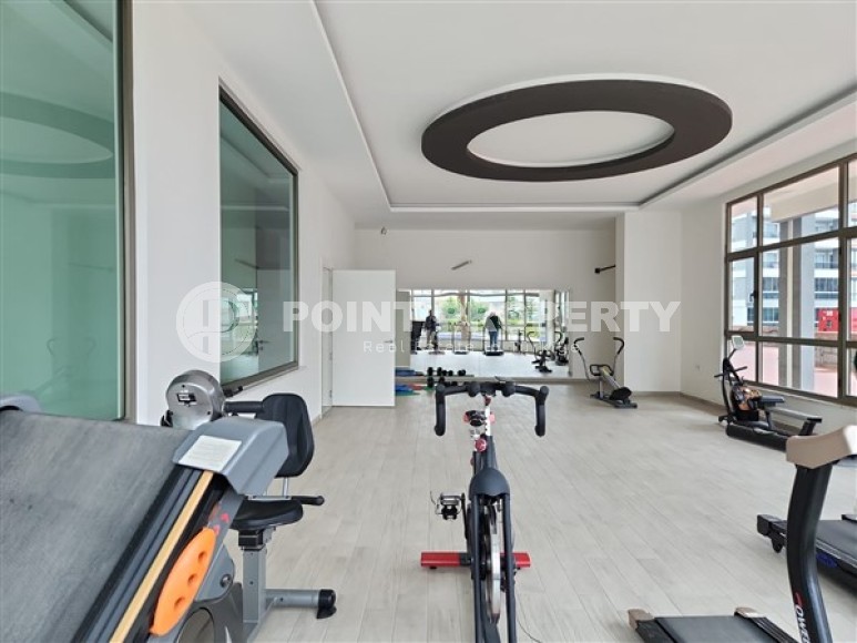 Светлые просторные апартаменты с панорамным видом на море на 11-м этаже в жилом комплексе с богатой внутренней инфраструктурой-id-4883-фото-9