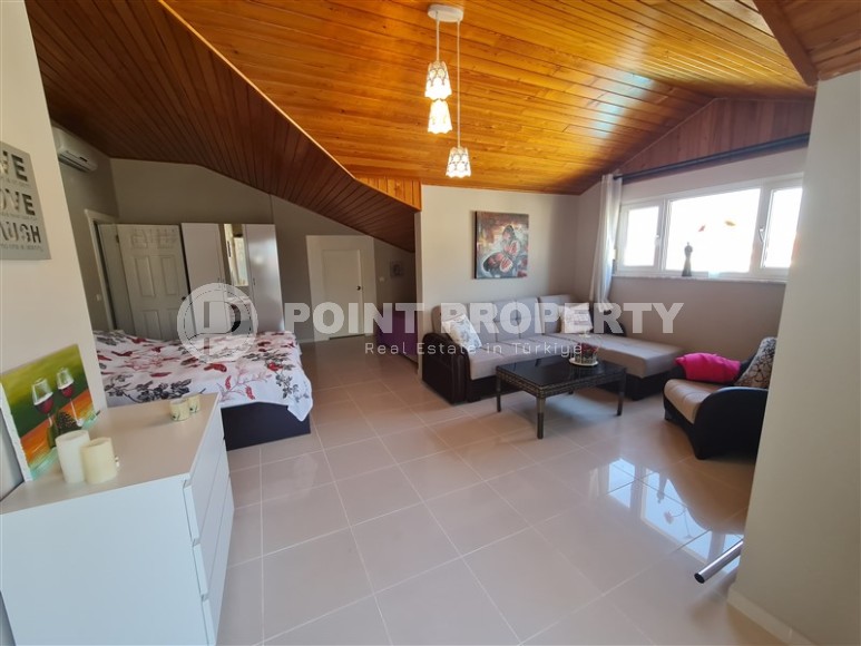 Fully ready for living duplex 3+1 with an area of 220 m2 in the Oba area-id-4893-photo-12