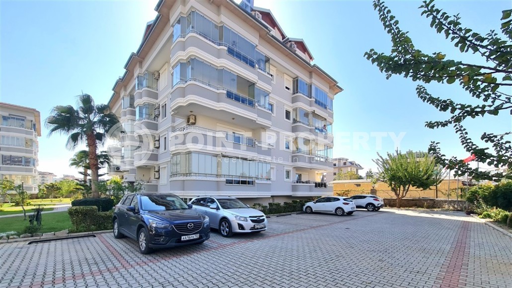 Fully ready for living duplex 3+1 with an area of 220 m2 in the Oba area-id-4893-photo-26