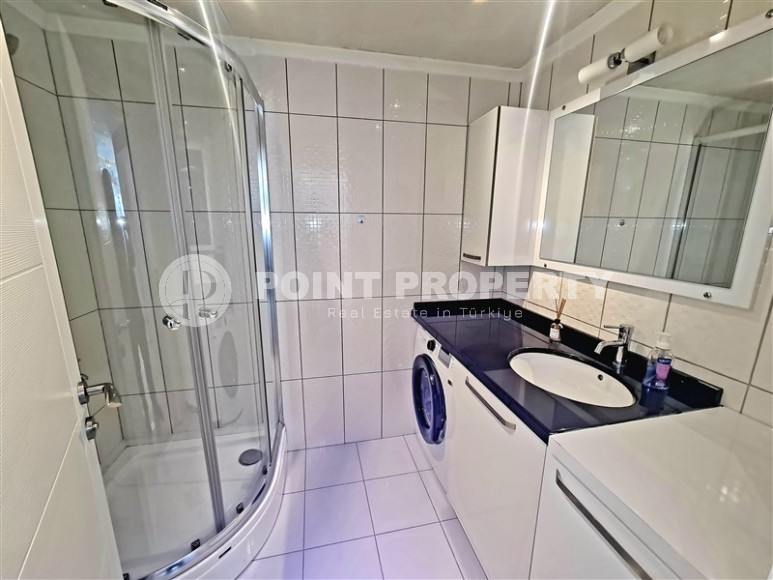 Charming one-bedroom apartment of 75 m2 with furniture located in Alanya, Oba-id-4894-photo-8
