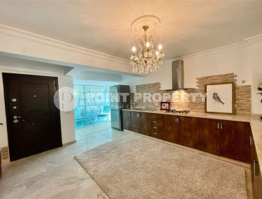 Трехэтажная смежная вилла с четырьмя спальнями, 250м² на берегу моря в районе Алании Конаклы.-id-1399-фото-2