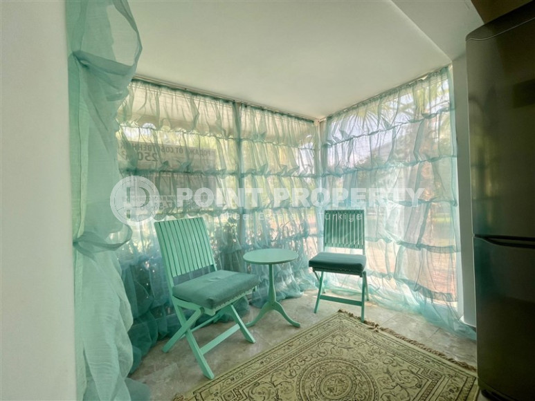 Трехэтажная смежная вилла с четырьмя спальнями, 250м² на берегу моря в районе Алании Конаклы.-id-1399-фото-5