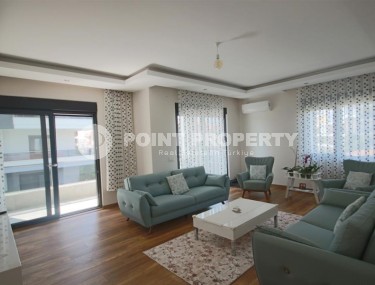 Пятикомнатный садовый дуплекс 238 м2 с мебелью и отдельной кухонной зоной, район Оба-id-4896-фото-2