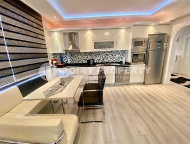 Обустроенные апартаменты с четырьмя комнатами общей площадью 120 м2, район Оба-id-4898-фото-2