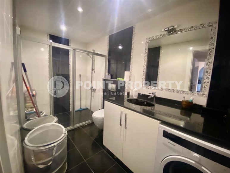 Обустроенные апартаменты с четырьмя комнатами общей площадью 120 м2, район Оба-id-4898-фото-8